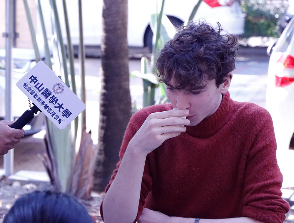 中興大學校園進行嗜好性問卷調查